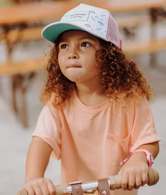 * Hello Hossy Pet | Pink Eyes - Image 4